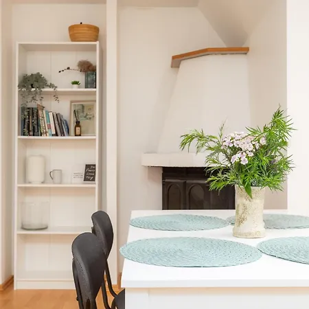 Old Town With Patio Apartment