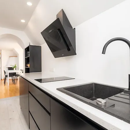 Apartment Old Town With Patio Pärnu