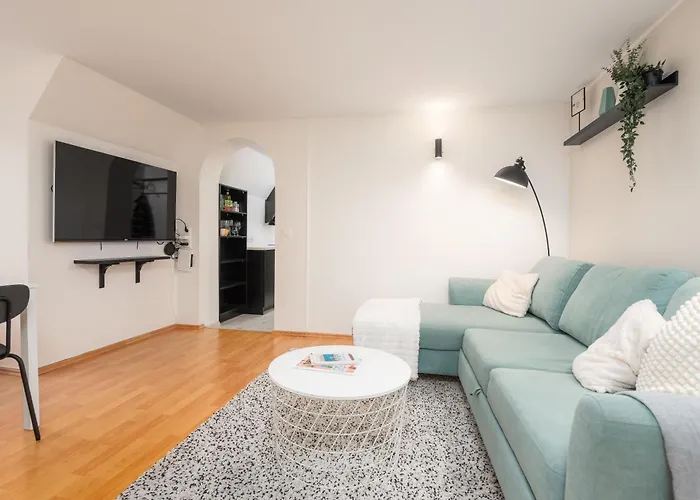 Old Town With Patio Apartment *