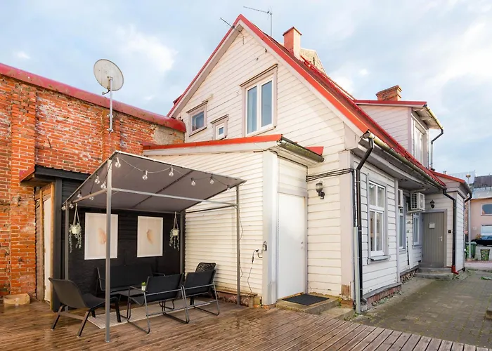 Old Town With Patio *